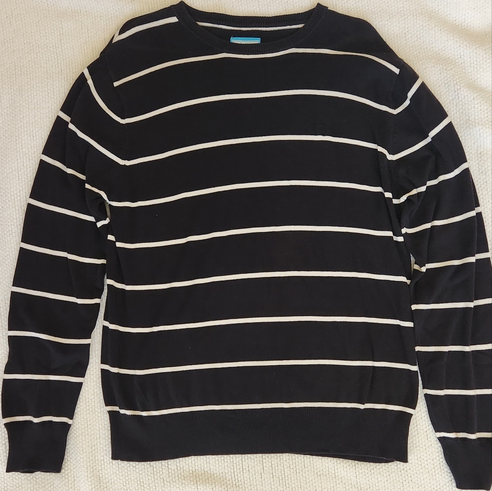 Empyre Men's medium sweater